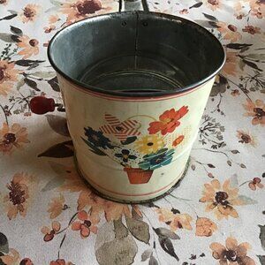 Vintage Metal Flour Sifter - Red Wood Handle - Kitchen Primitive -- Works